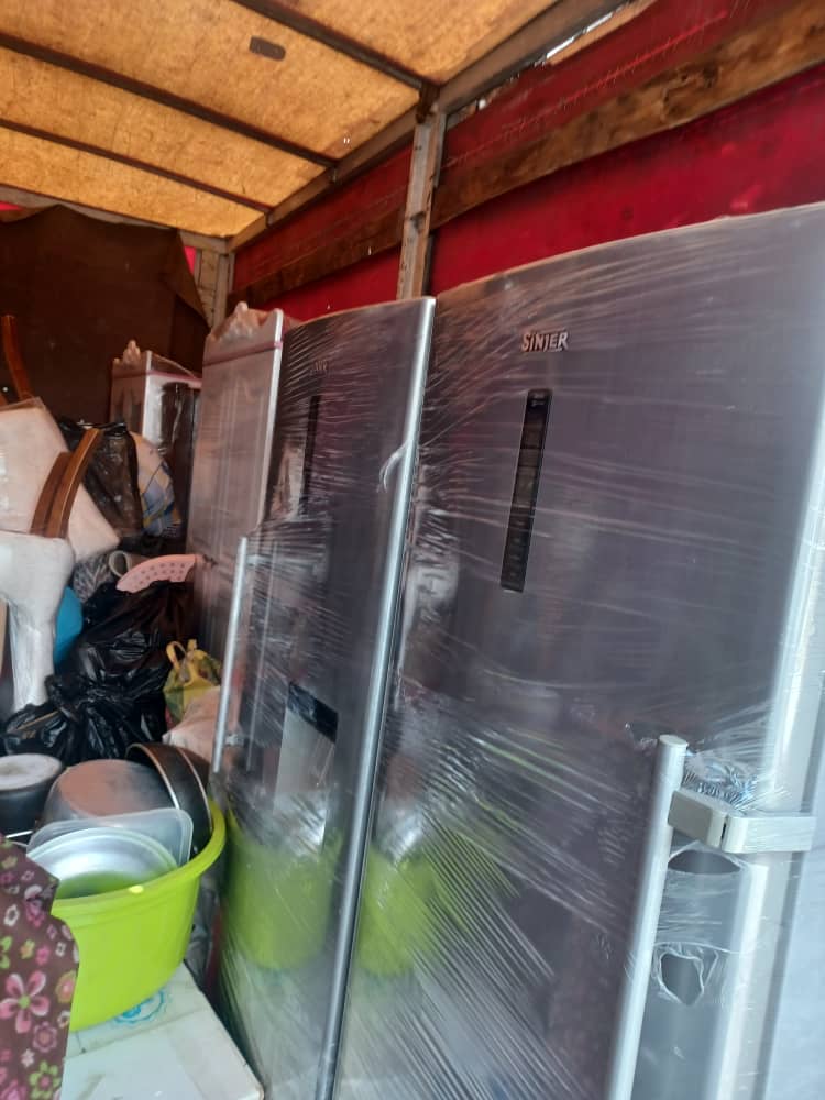 حمل و نقل بار و اثاثیه درخشان به مدیریت حبیبی در غرب تهران